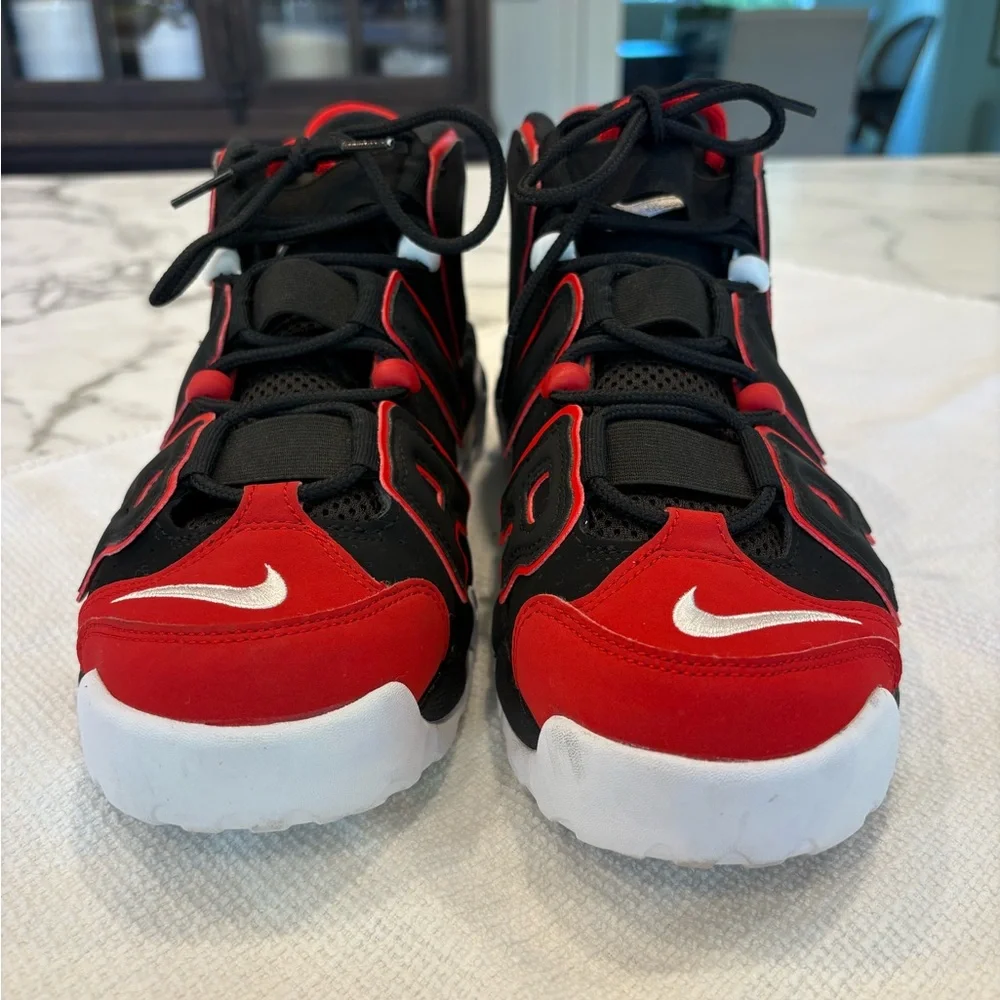 Nike Mens Air More Uptempo Black and Red Shoes - Picture 4 of 8